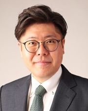 岩崎有作 先生 写真