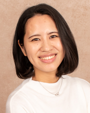 中村 杏奈　先生 写真